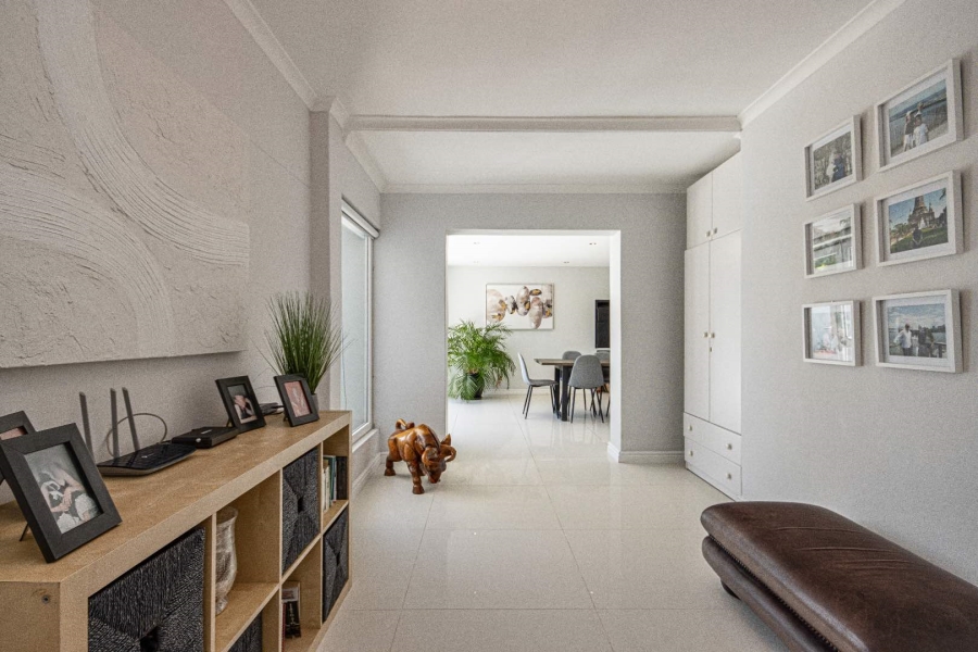 4 Bedroom Property for Sale in Sunset Beach Western Cape